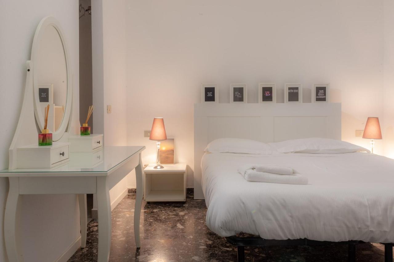 Апартаменти Bnbutler - Vigevano, 13 - A Due Passi Dalla Darsena Мілан Екстер'єр фото